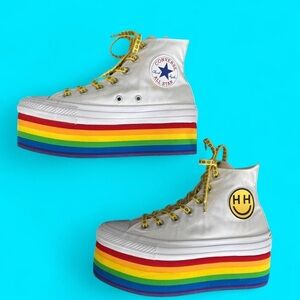 EUC Converse x Happy House Women's White Sparkle Rainbow Platform Sneaker